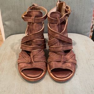 Women’s Freebird Claw Heels